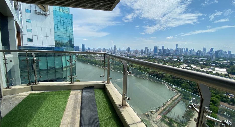 Wohnung zur Miete mit 3 Zimmer in Khlong Toei, Bangkok