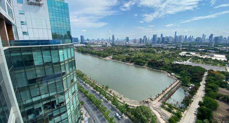 Wohnung zur Miete mit 3 Zimmer in Khlong Toei, Bangkok