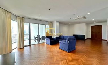 For rent 3 bedrooms condo in Sathon, Bangkok