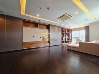 À louer 3 chambres condo à Sathon, Bangkok