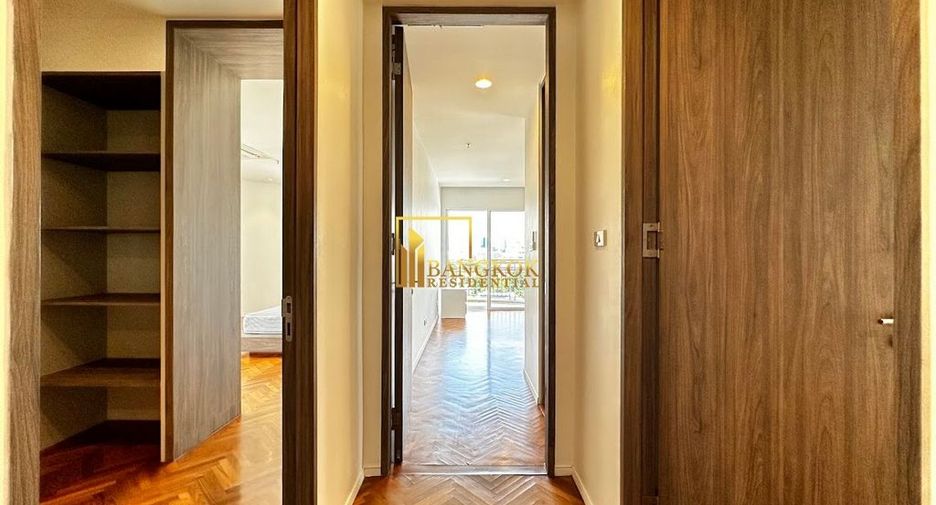 For rent 3 bedrooms condo in Sathon, Bangkok