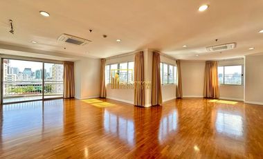 For rent 3 bedrooms condo in Sathon, Bangkok