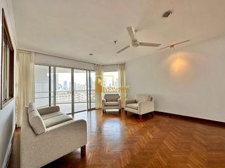 Condo en alquiler de 3 habitaciones en Sathon, Bangkok