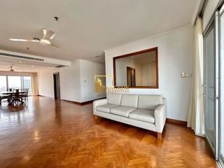Condo en alquiler de 3 habitaciones en Sathon, Bangkok