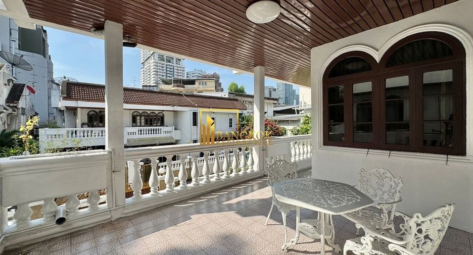 À louer 6 chambres maison à Watthana, Bangkok