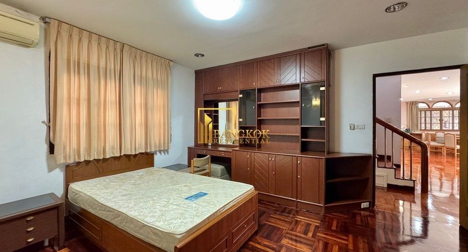 À louer 6 chambres maison à Watthana, Bangkok