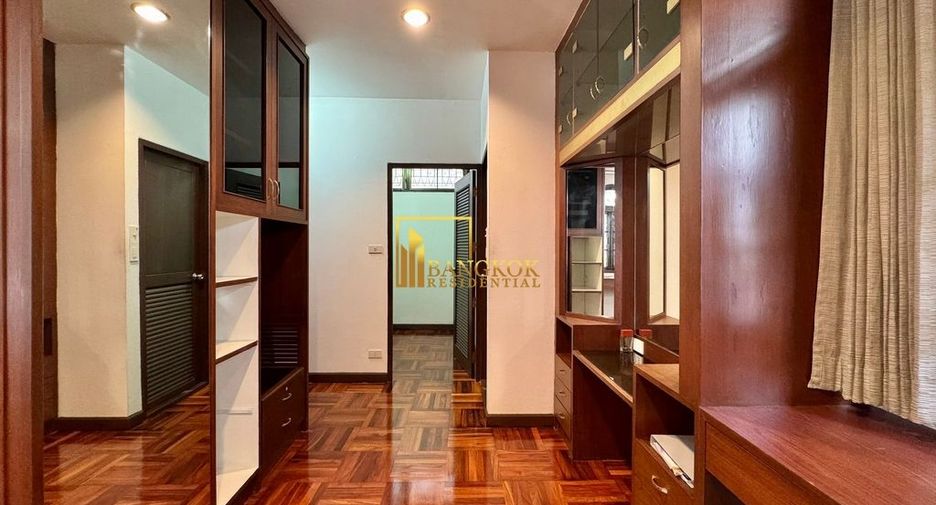 À louer 6 chambres maison à Watthana, Bangkok