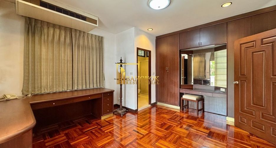À louer 6 chambres maison à Watthana, Bangkok