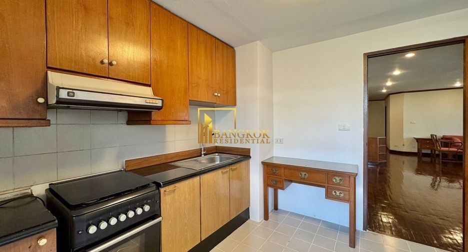 Condo en alquiler de 3 habitaciones en Watthana, Bangkok