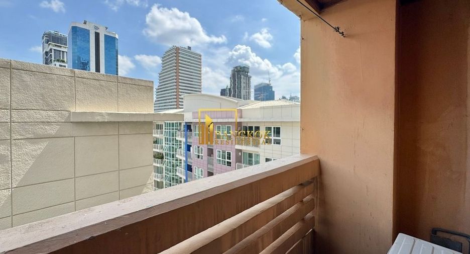 Condo en alquiler de 3 habitaciones en Watthana, Bangkok