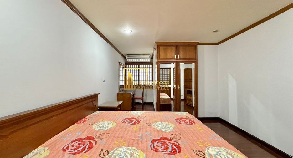 Condo en alquiler de 3 habitaciones en Watthana, Bangkok