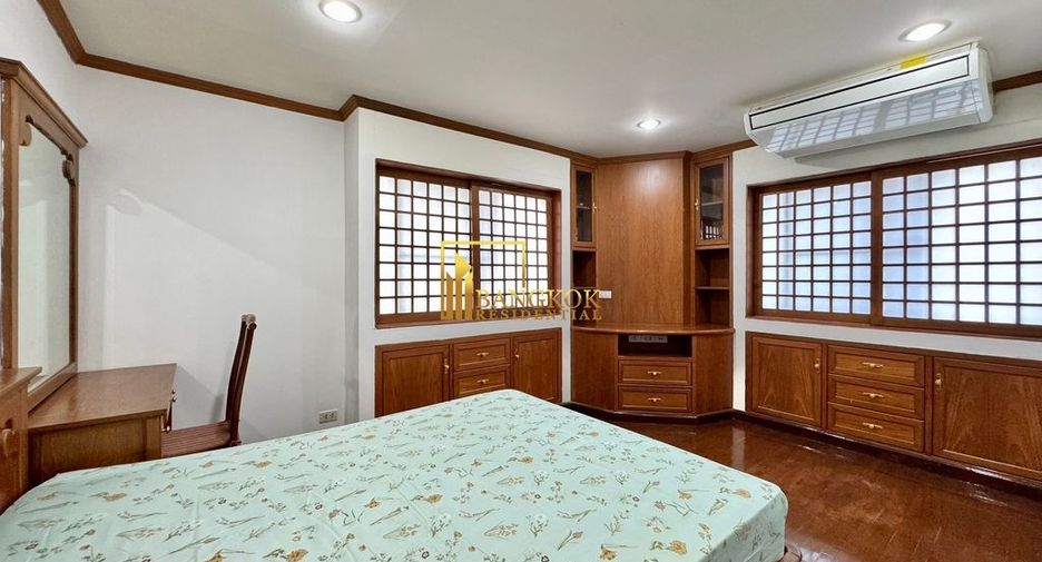Condo en alquiler de 3 habitaciones en Watthana, Bangkok