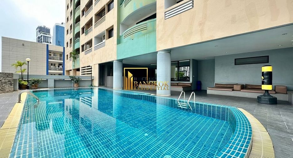 Condo en alquiler de 3 habitaciones en Watthana, Bangkok