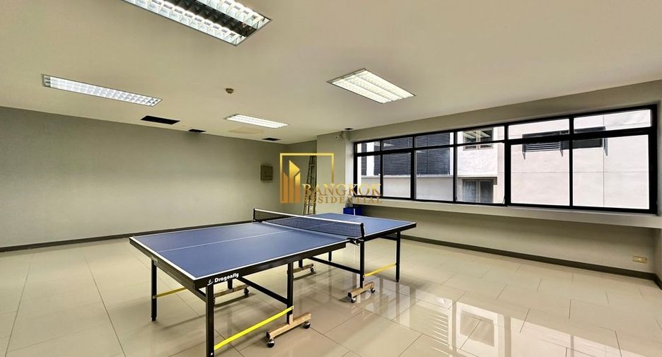 Condo en alquiler de 3 habitaciones en Watthana, Bangkok