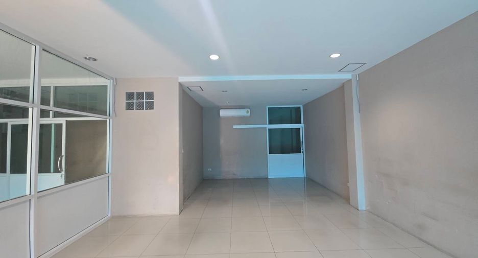 For rent retail Space in Bueng Kum, Bangkok