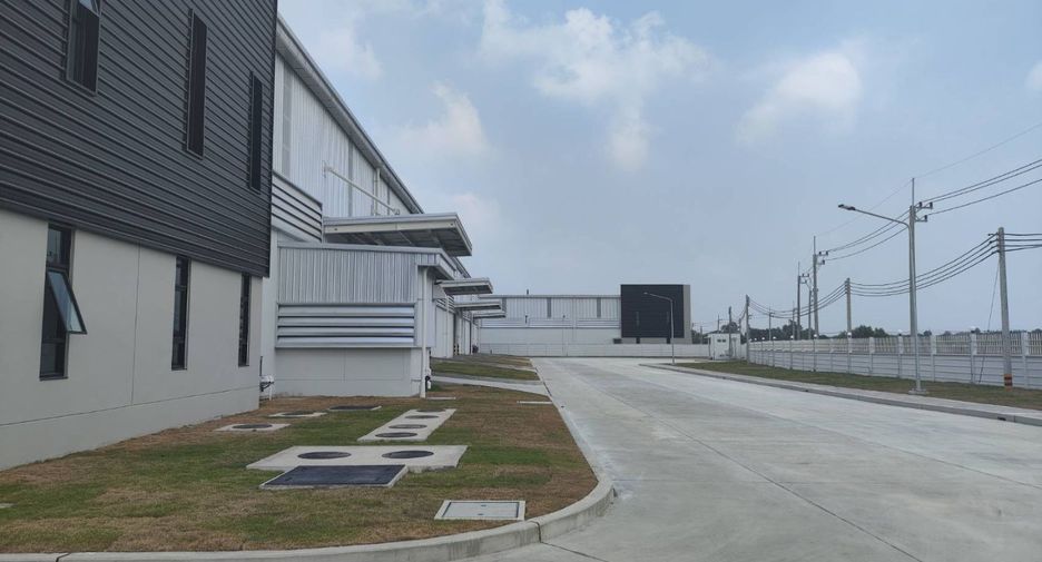 For rent warehouse in Phan Thong, Chonburi