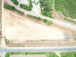 For sale land in Phanom Sarakham, Chachoengsao