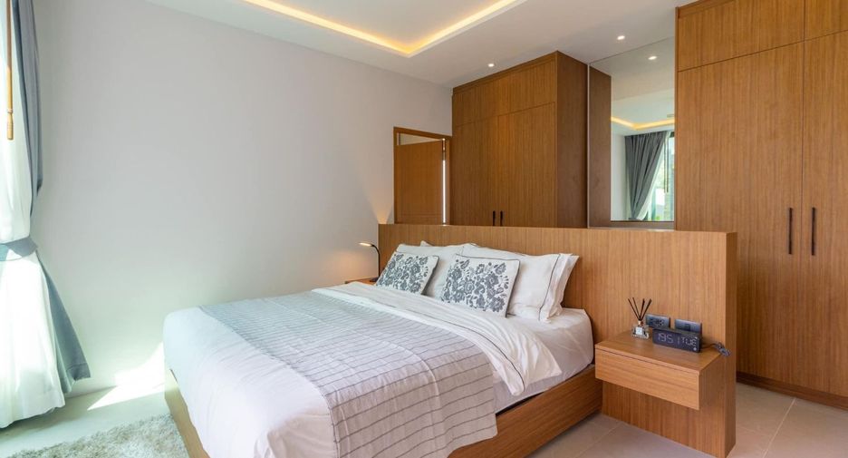 For rent 3 bedrooms villa in Mueang Phuket, Phuket
