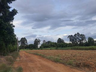 For sale land in Phanom Sarakham, Chachoengsao