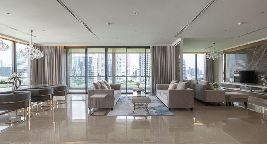 出租 和 出售 2 卧室 公寓 在 Pathum Wan, 曼谷