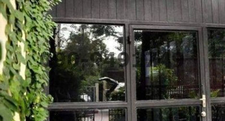For rent 3 bedrooms townhouse in Pak Kret, Nonthaburi