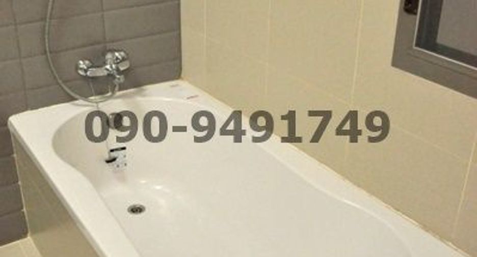 For rent 3 bedrooms townhouse in Pak Kret, Nonthaburi