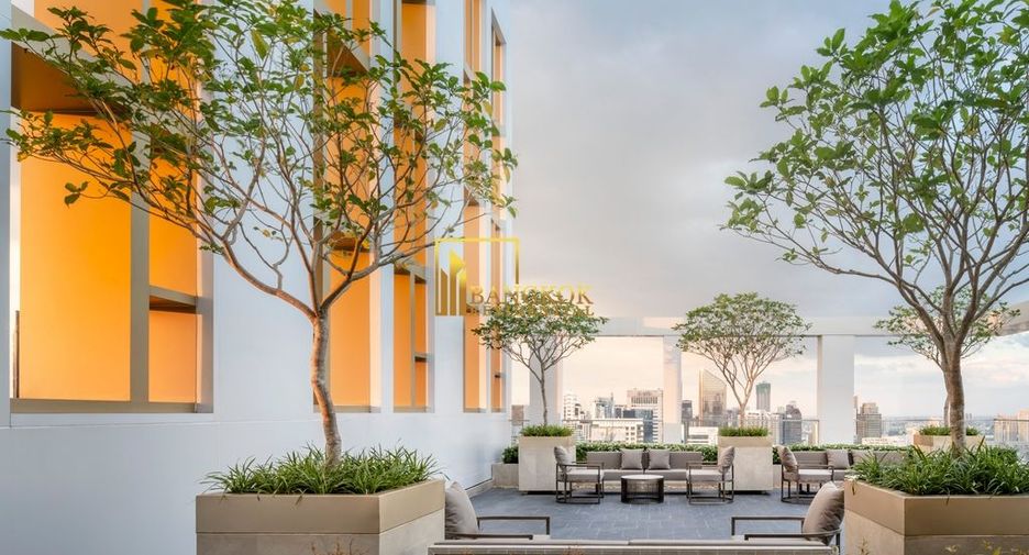 For rent 1 bed condo in Khlong Toei, Bangkok