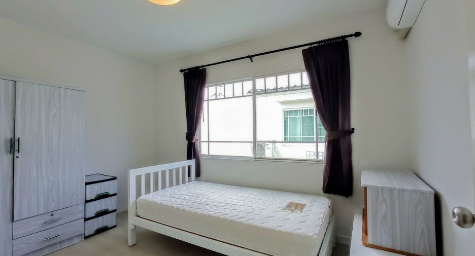 For rent and for sale 2 bedrooms townhouse in Bang Bo, Samut Prakan