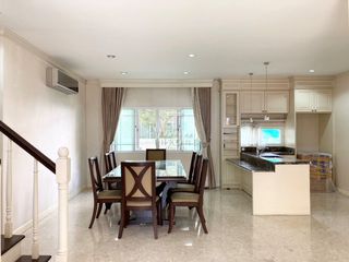 For sale 4 Beds house in Bang Khae, Bangkok
