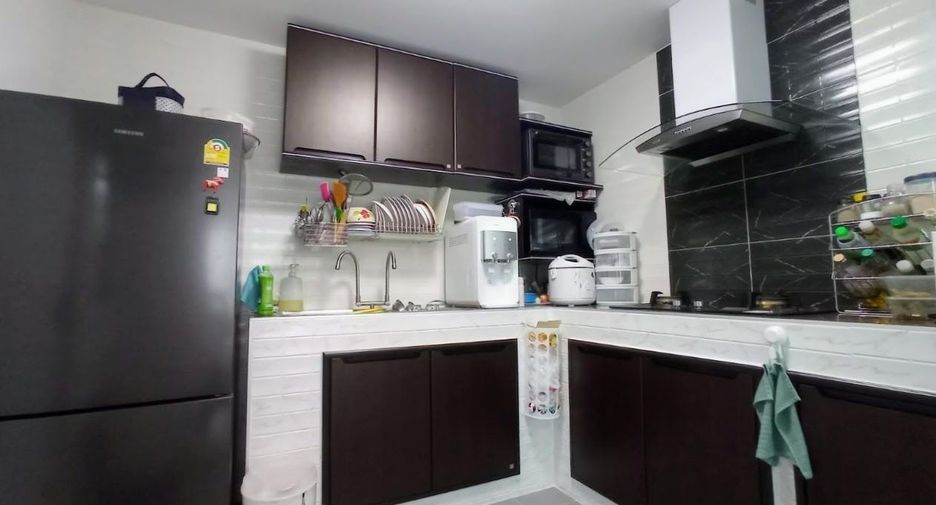 出售 3 卧室 联排别墅 在 Bang Bo, Samut Prakan