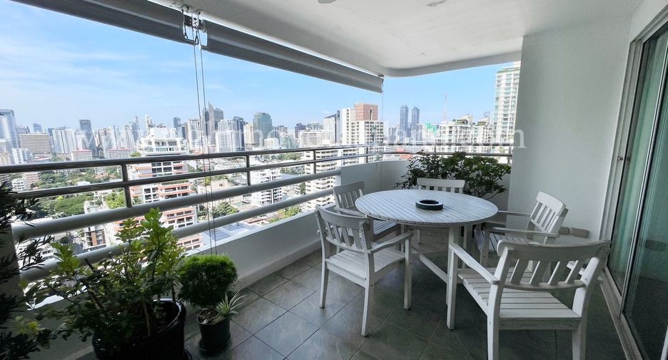 À vendre 3 chambres condo à Watthana, Bangkok