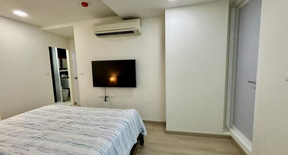 For sale 2 bedrooms condo in Khlong Toei, Bangkok