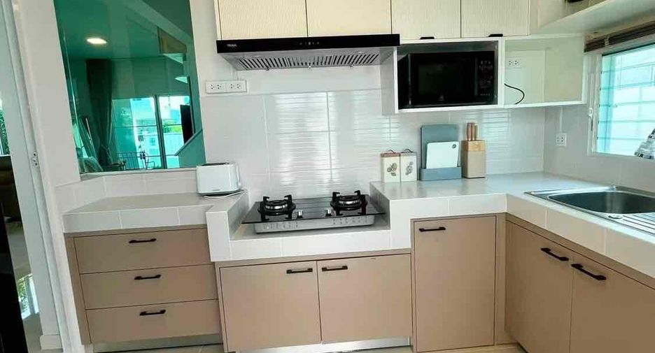Haus zur Miete mit 3 Zimmer in Bang Phli, Samut Prakan