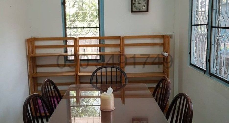 For rent 3 bedrooms house in Saphan Sung, Bangkok