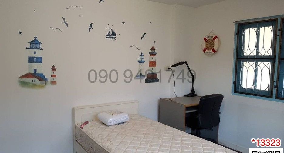 For rent 3 bedrooms house in Saphan Sung, Bangkok