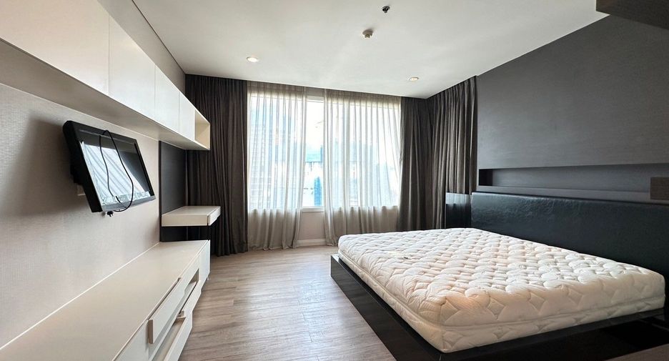 Condo en alquiler de 3 habitaciones en Sathon, Bangkok
