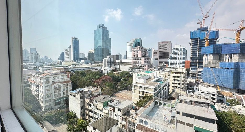 Condo en alquiler de 3 habitaciones en Sathon, Bangkok