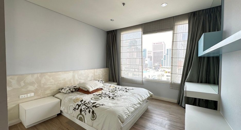 Condo en alquiler de 3 habitaciones en Sathon, Bangkok