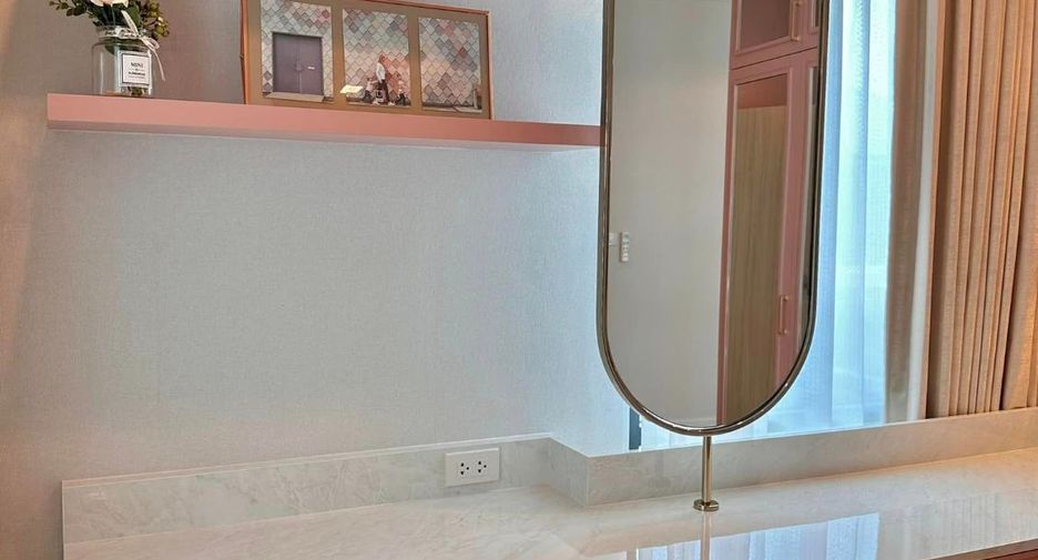 For sale 5 ベッドルーム house in Bang Phlat, Bangkok