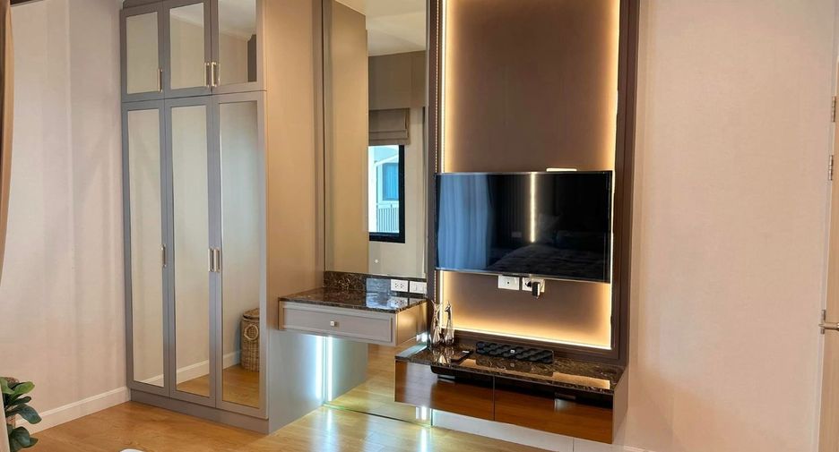 For sale 5 ベッドルーム house in Bang Phlat, Bangkok