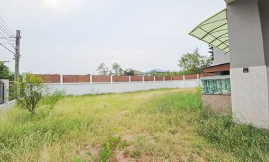 Casa en venta de 6 habitaciones en Pak Kret, Nonthaburi