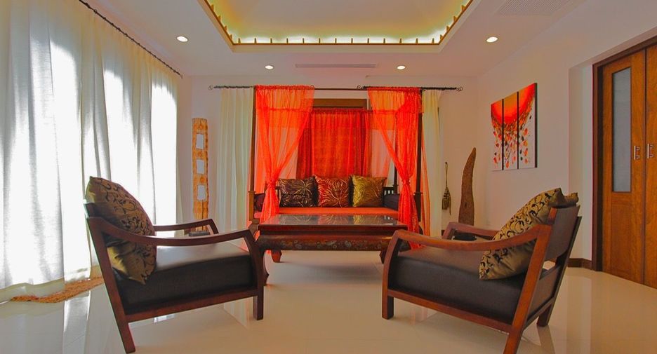 For sale 3 bedrooms house in East Pattaya, Pattaya