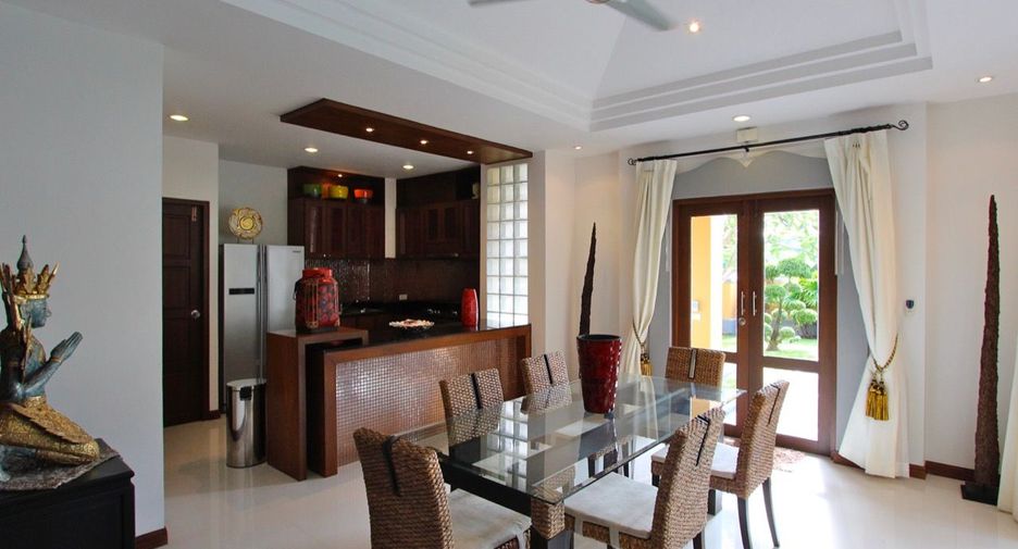 For sale 3 bedrooms house in East Pattaya, Pattaya