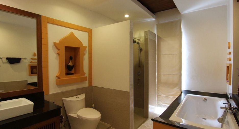 For sale 3 bedrooms house in East Pattaya, Pattaya