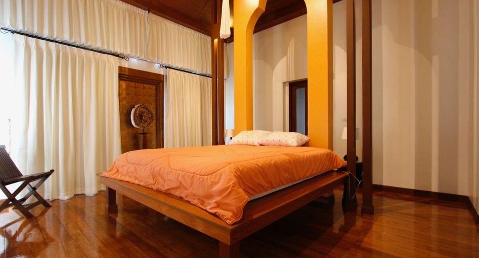 For sale 3 bedrooms house in East Pattaya, Pattaya