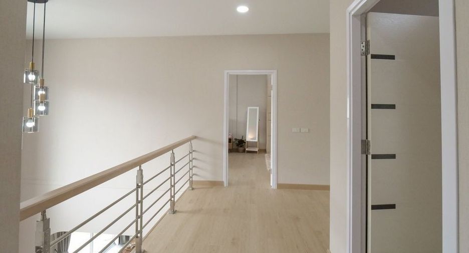 For sale 4 bedrooms house in Doi Saket, Chiang Mai
