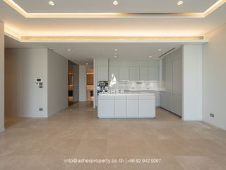 For sale 2 bedrooms condo in Pathum Wan, Bangkok