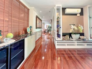 For sale 5 Beds house in Lak Si, Bangkok