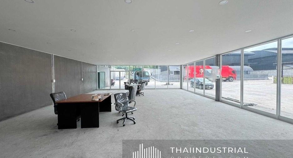 For rent warehouse in Ban Bueng, Chonburi