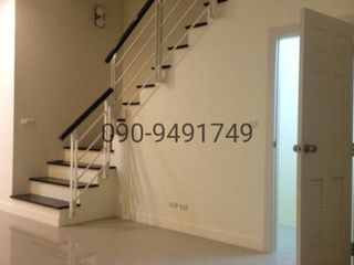 Reihenhaus zur Miete mit 4 Zimmer in Bueng Kum, Bangkok